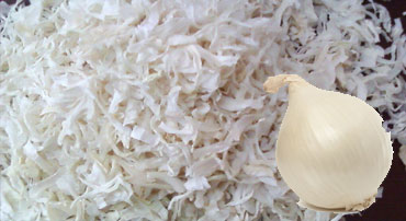 White Onion Flakes Manufacturers - Garon Dehydrates Pvt. Ltd.